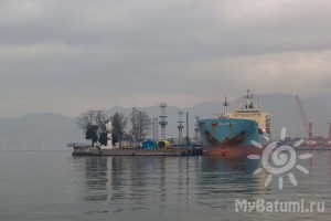 Дождь в Батуми. Порт