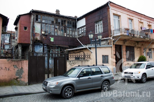 Ветхий дом в Старом Батуми